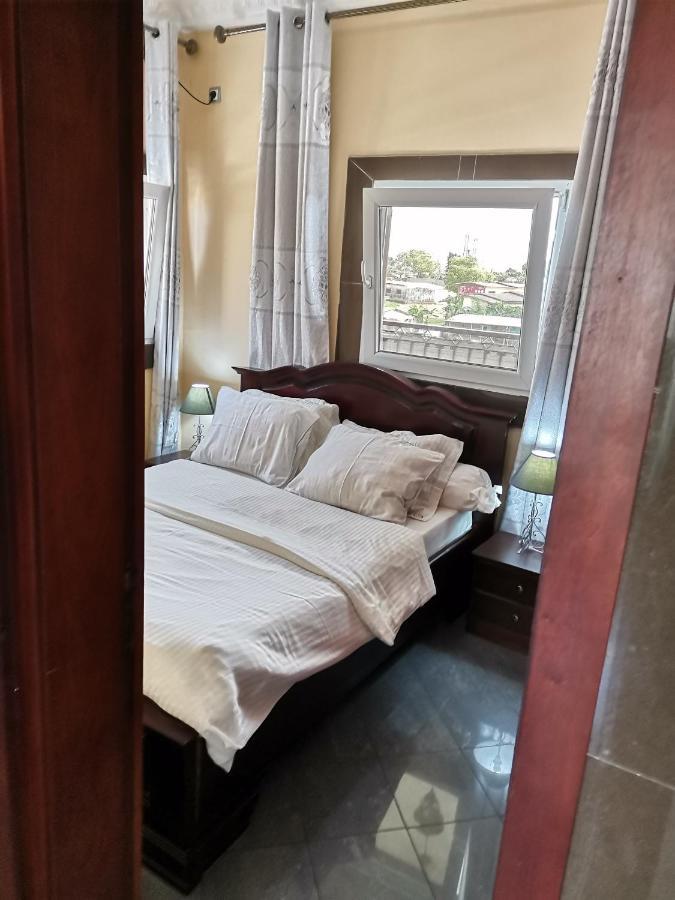 Residence Hoteliere Mb-202 C Douala Exterior photo